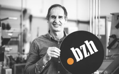 « Avec le .bzh, on est ancré sur notre territoire. Nos interlocuteurs nous positionnent facilement. Le .bzh était vraiment une évidence. » Christophe Niceron, Carabreizh